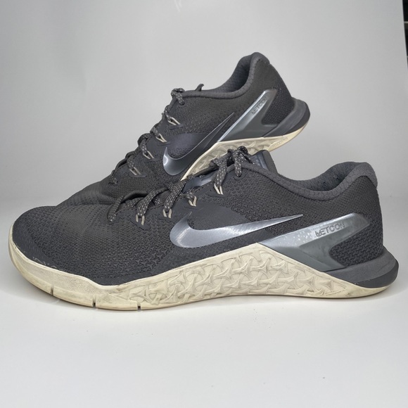 Nike - Metcon 4 Running Shoes - Women's - Picture 3 of 7